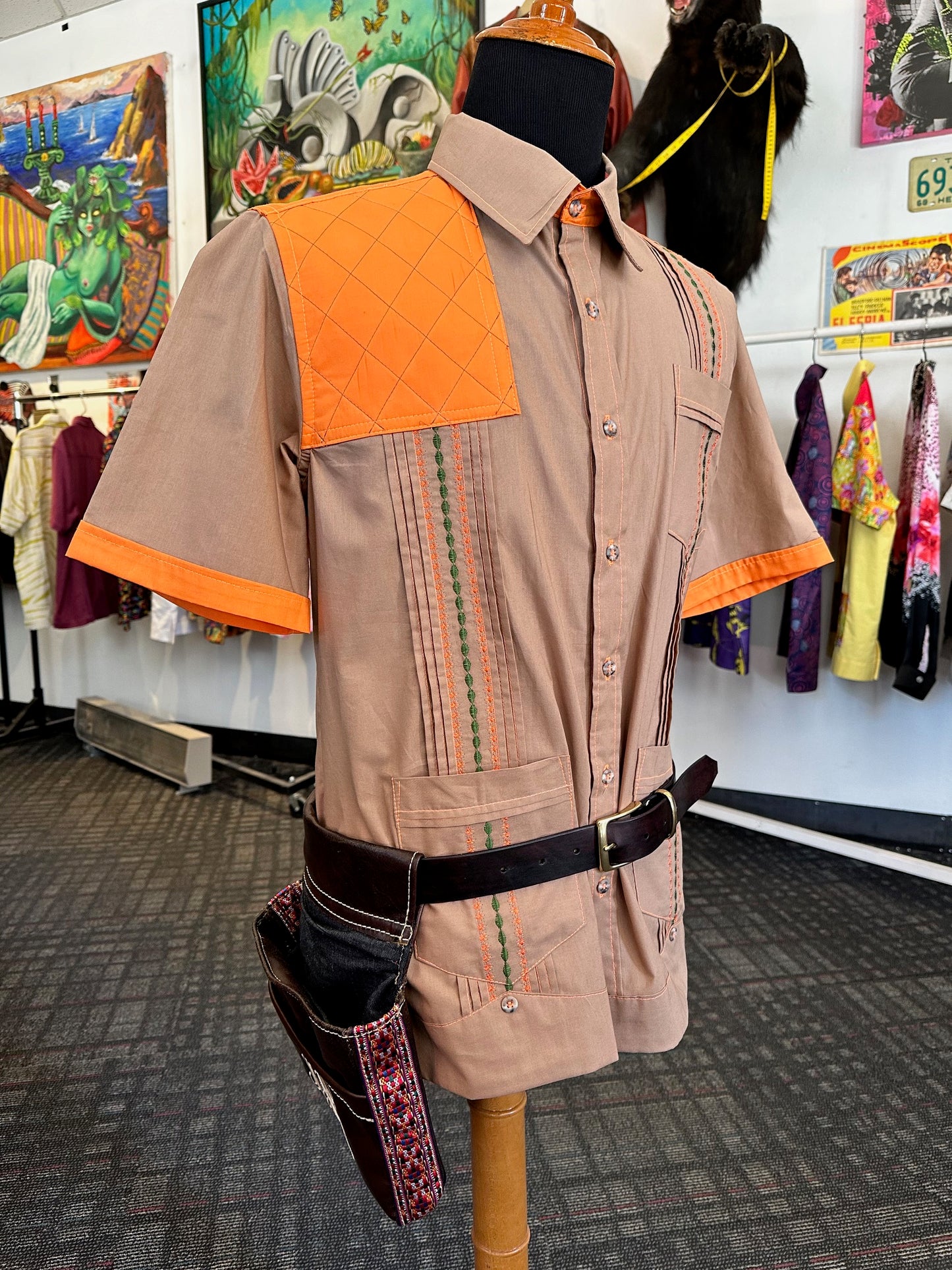 Italian leather shell belts with monogram