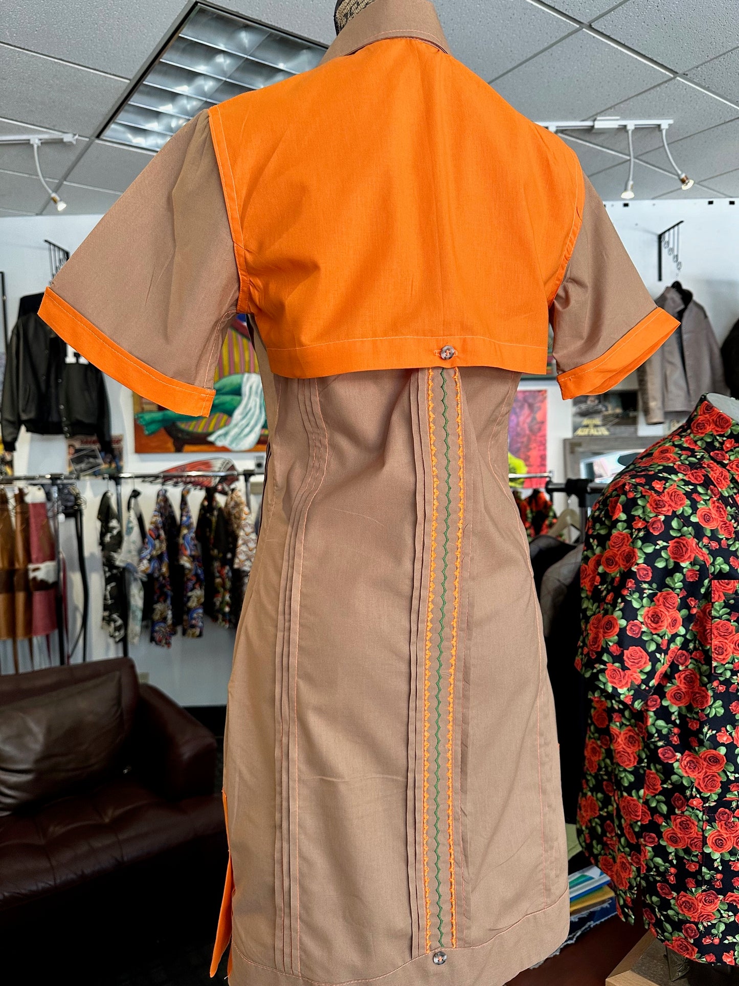 guayabera shooting dress tan & orange